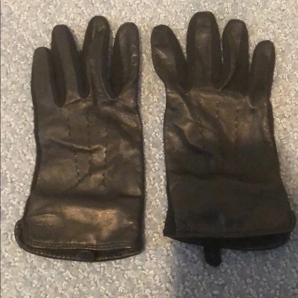 Lauren Ralph Lauren  Black Gloves host pick use with your phone - Picture 4 of 12
